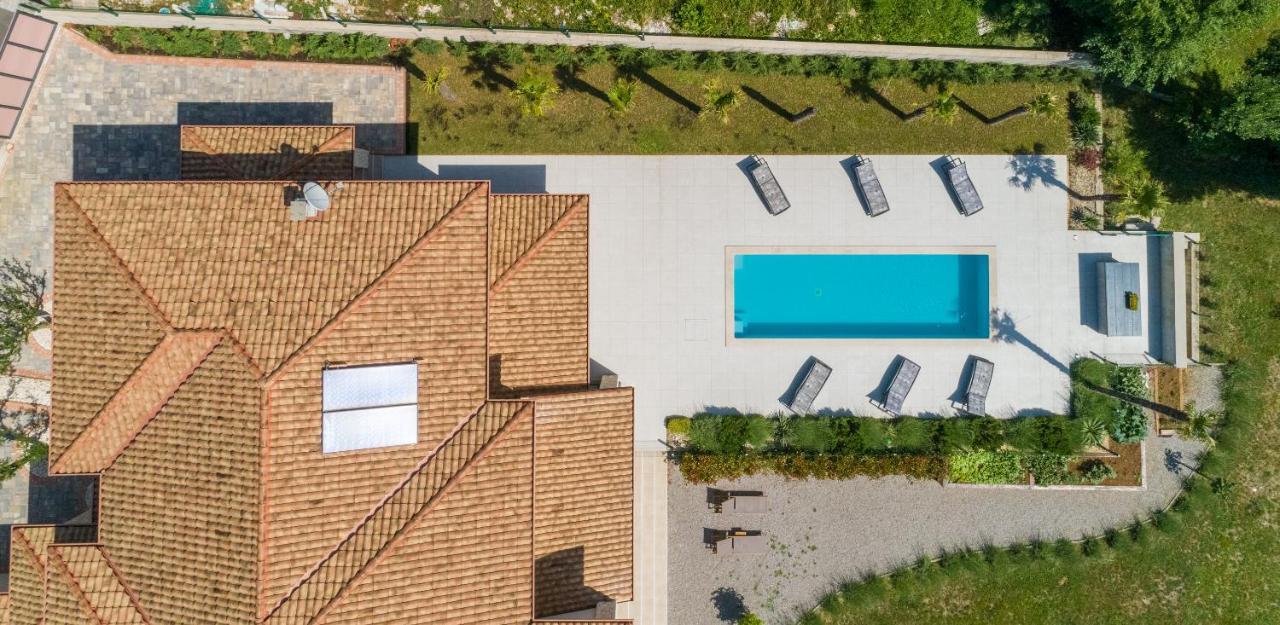 Villa Palma With Heated Private Pool Podhum Екстер'єр фото