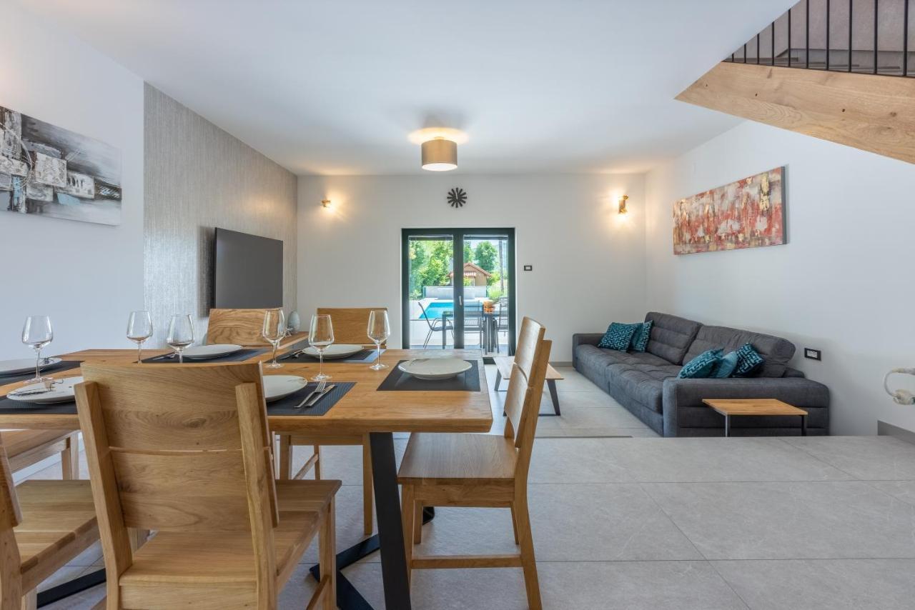 Villa Palma With Heated Private Pool Podhum Екстер'єр фото