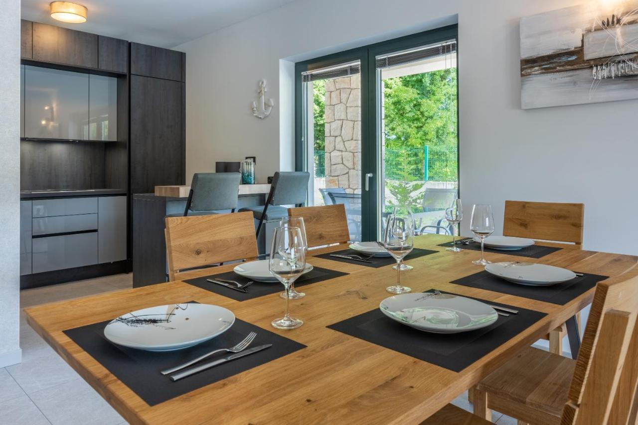 Villa Palma With Heated Private Pool Podhum Екстер'єр фото