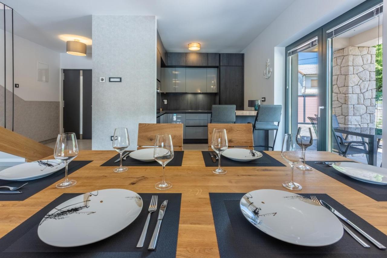 Villa Palma With Heated Private Pool Podhum Екстер'єр фото